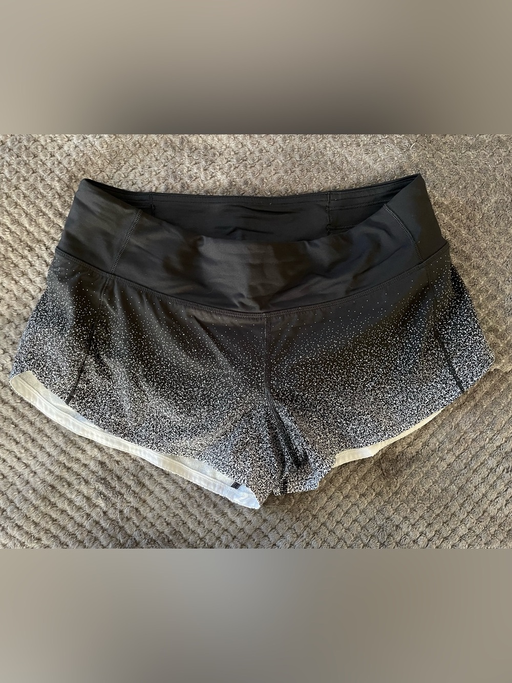 lululemon Speed Up Shorts 2.5”
